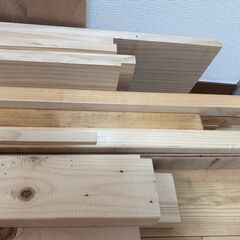 【DIY端材セット】2×4材・1×4材・棚板など｜500円の画像