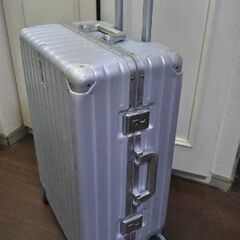 キャリーバッグ M サイズの画像