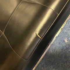高級レザーソファの画像