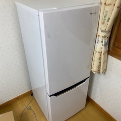 Hisense ノンフロン冷凍冷蔵庫
の画像