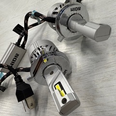 HID屋　LEDヘッドライト　H4ハイローの画像
