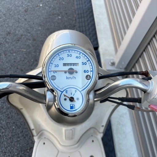 4136.お洒落可愛い　ビーノ　シート新品　千葉県柏市　即日配送、自走引き取りも可能