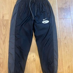 [超美品]NIKE ジョガーパンツ Mの画像
