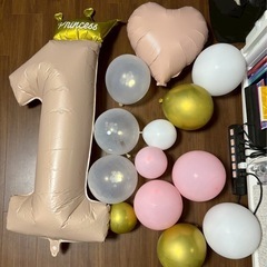 ①1歳 誕生日 風船の画像