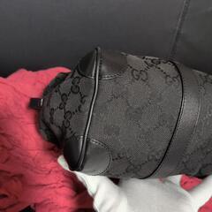 GUCCIミニボストンバッグ　GGロゴ  キャンバス　黒の画像