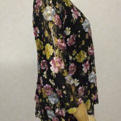 チュニック　ブラック　花柄①の画像