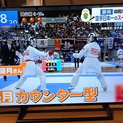 無料配送 美品!! 2019年製 Hisense 50E6800 ハイセンス50型4K液晶テレビ HDR10＋  高性能 「NEOエンジン」搭載Youtube Netflix（の画像