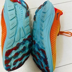 美品！HOKA ONEONE RINCON3｜ランニングシューズ27.5の画像