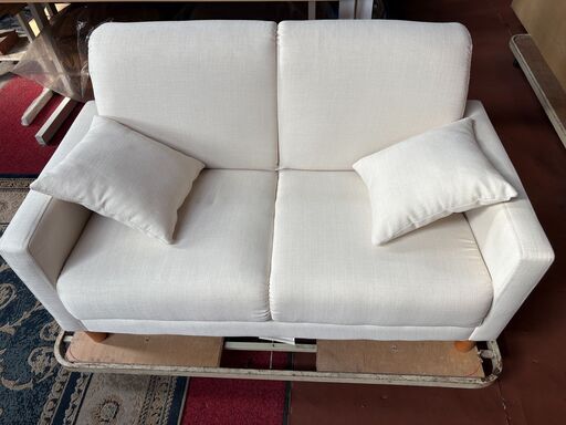 2人用ソファ　白色でかわいいです！　2023年モデル　横幅112㎝