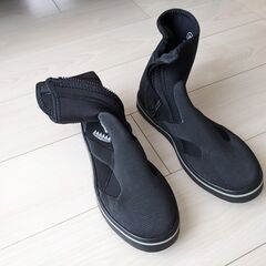 ウェットスーツ、フィン、ブーツとグローブセット　ダイビングバッグ付きの画像