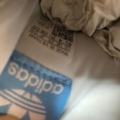 子供用 23.0 adidas　スニーカーの画像