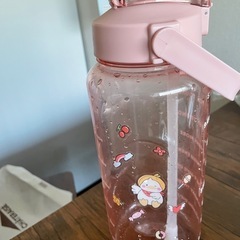 ペットボトルの画像