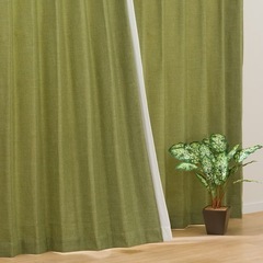 ニトリ　遮光2級カーテン　イエローグリーン　幅100cmX高さ178cm 8枚の画像