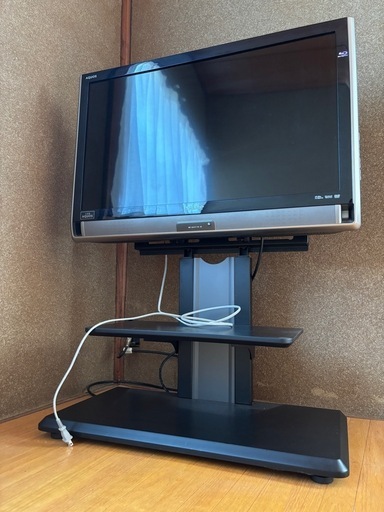 即日受渡❣️全国送料込シャープ32型液晶テレビWチューナー 色鮮やかなクリアな映像 即日受渡❣️全国送料込SHARP AQUOS32型液晶 TV 裏番組録画対応