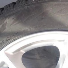 ブリジストン スタッドレスタイヤ 155/65r14の画像