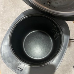 ほぼ新品4合炊き炊飯器　荒川区町屋で受け渡しの画像