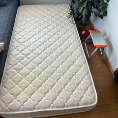 シングルマットレスの画像