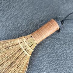 天然素材のほうき  ミニの画像