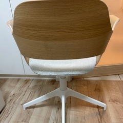 IKEA FJÄLLBERGET フィェルベルゲット チェア　回転チェアの画像