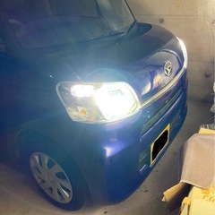 とても綺麗な車の画像