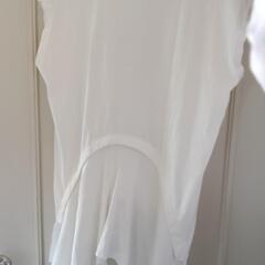 SLY　Tシャツの画像