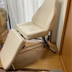 施術用ベッドの画像