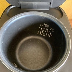 ✅YAMAZENマイコン炊飯ジャー✅ ✅YJC-300✅の画像