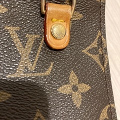 LOUIS VUITTONの画像