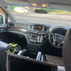 日産エルグランドの画像