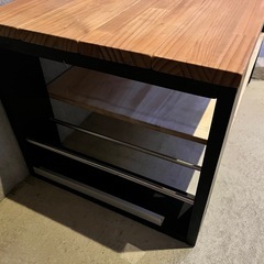 木製ローテーブルの画像