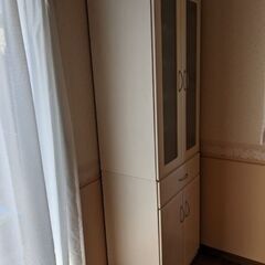 キッチン収納（白2つ）の画像