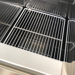 業務用　ホシザキ  4ドア冷蔵冷凍庫　冷蔵430L/冷凍129L  製造番号E204924　中古品の画像