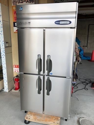 ●販売終了●業務用　ホシザキ  4ドア冷蔵冷凍庫　冷蔵430L/冷凍129L  製造番号E204924　中古品