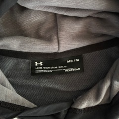 【UNDER ARMOUR】半袖パーカー　ネイビー　グレー　バイカラー　Mの画像