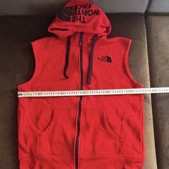 【THE NORTH FACE】リアビューフルジップフーディ　ノースリーブ仕立ての画像