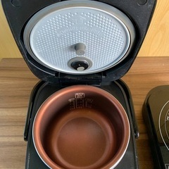✅アイリスオーヤマIHジャー炊飯器✅ ✅KRC-ID30-R✅の画像