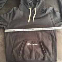 【Champion】美品コットンプルオーバーパーカー　XL（L相当）ブラックの画像
