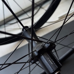 美品　SUPERTEAM 700C 50mm ロードバイク ーホイールセット 23mm クリンチャホイール R7 ハブ (ブラック) の画像