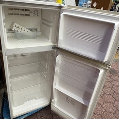 冷蔵庫　180L 配達可能の画像