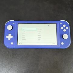 Nintendo Switch Lite ブルー 新品ソフト2本付きの画像