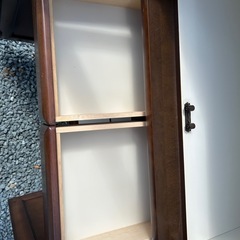 きれいな食器棚を譲ります！の画像
