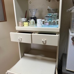 茶箪笥コンセント付き
の画像