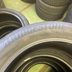 無料タイヤ　215/55R18の画像