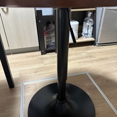 昇降型　　円形テーブル　の画像