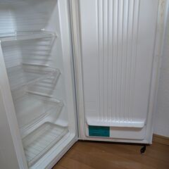 Haier　冷凍庫　2012年製の画像