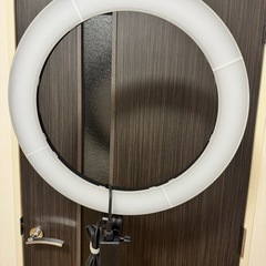 Neewer 20インチLEDリングライト 44W調光可能な二色サークルライトライトスタンド  肖像撮影、ビデオ撮影、メイク、自撮り撮影に対応の画像