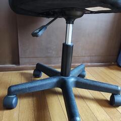 昇降可能　ゴロ付チェアの画像