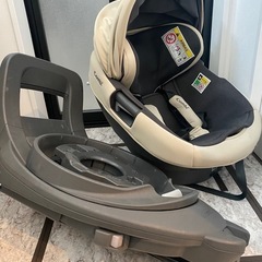 美品　combi  isofix エッグショック　チャイルドシートの画像