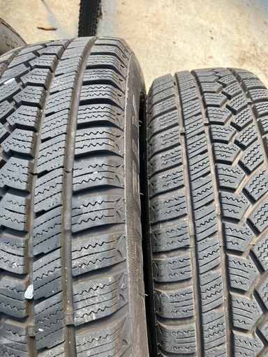 175/65R15  84T スタッドレスタイヤ