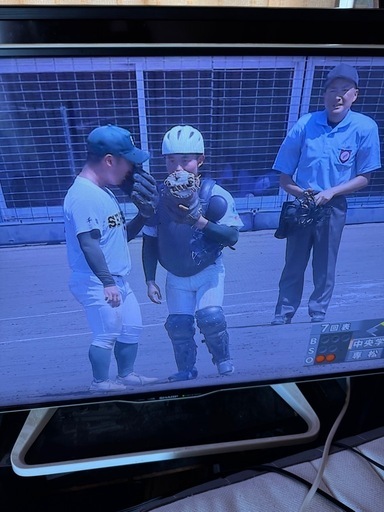 値引きしました。シャープ　40w20液晶テレビ40インチ　ホワイト